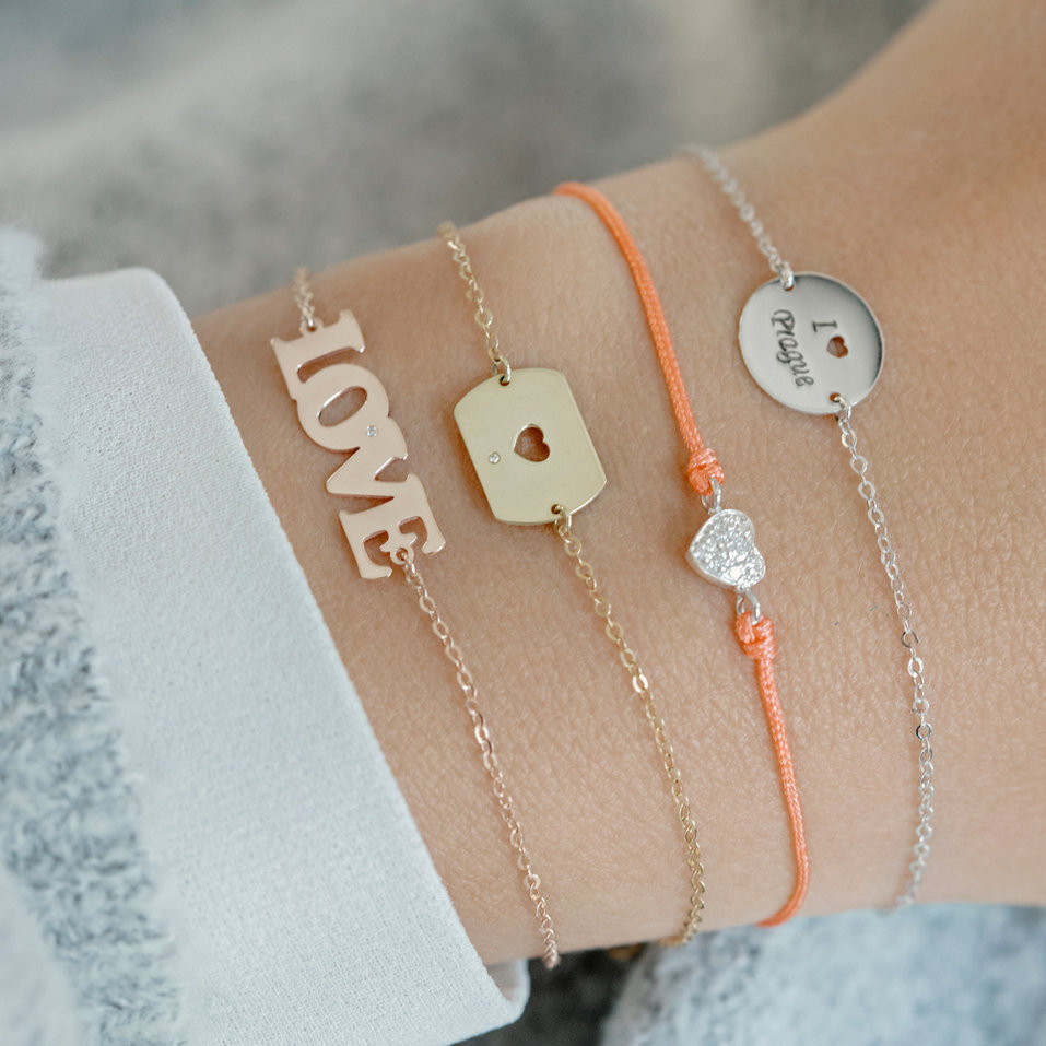 Náramok s diamantom Love