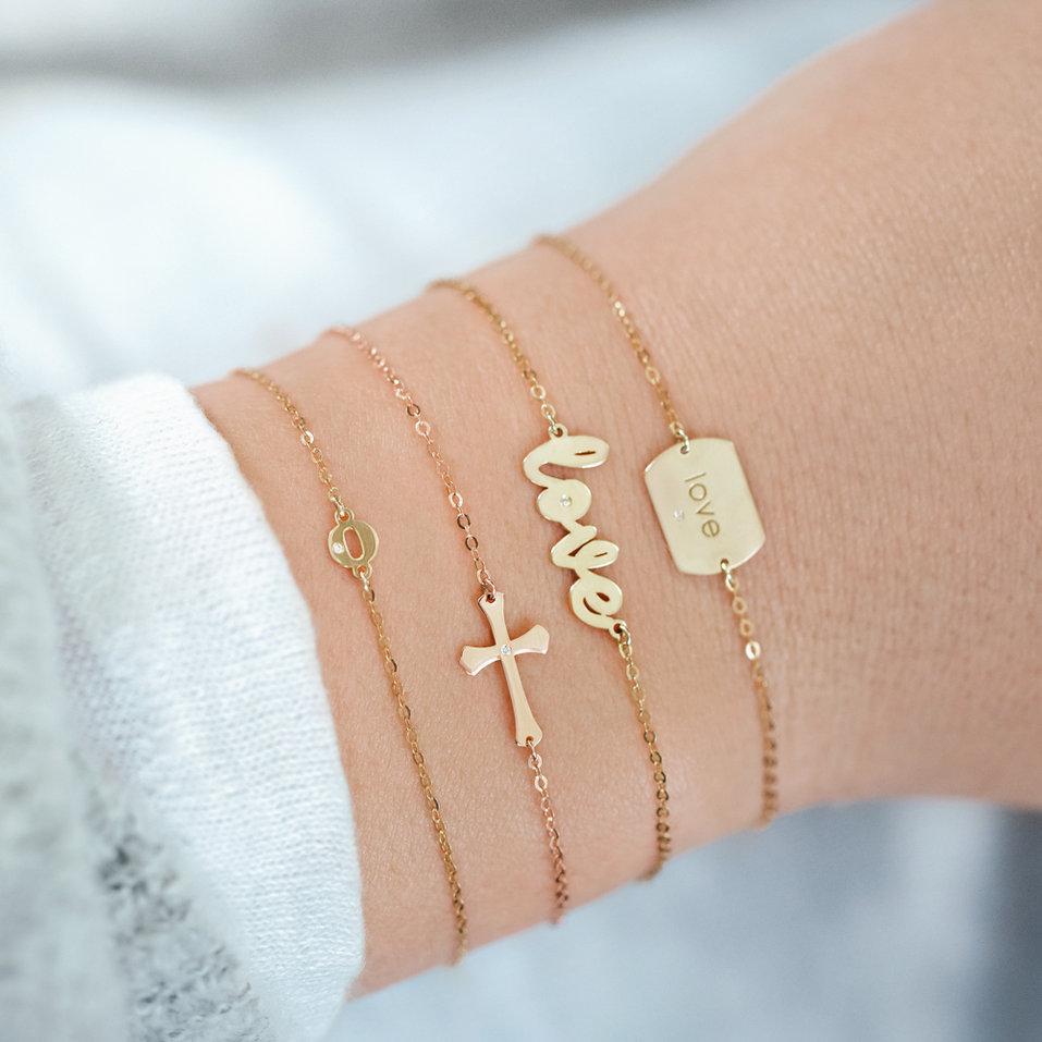 Náramok s diamantom Love