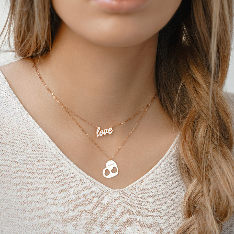 Náhrdelník s diamantom Love