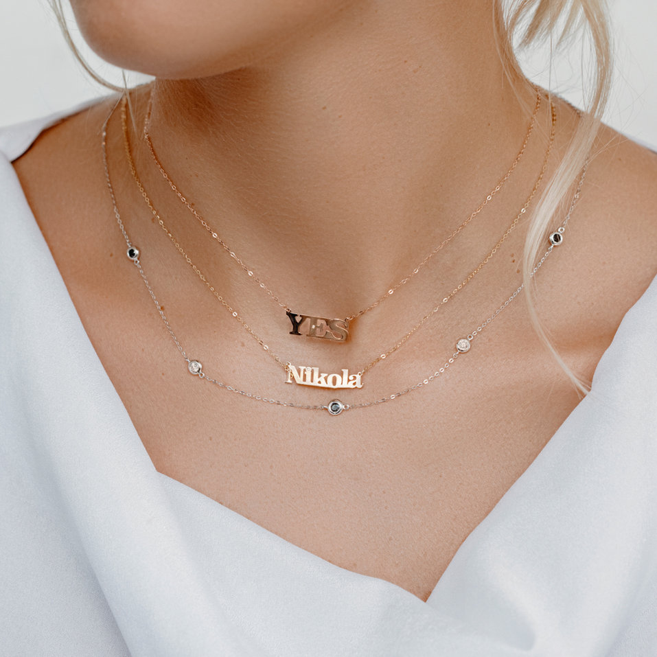 Náhrdelník s diamantom YES