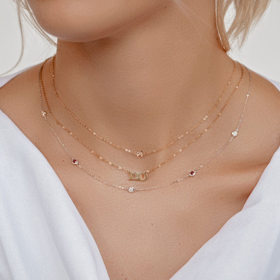 Náhrdelník s diamantom NO