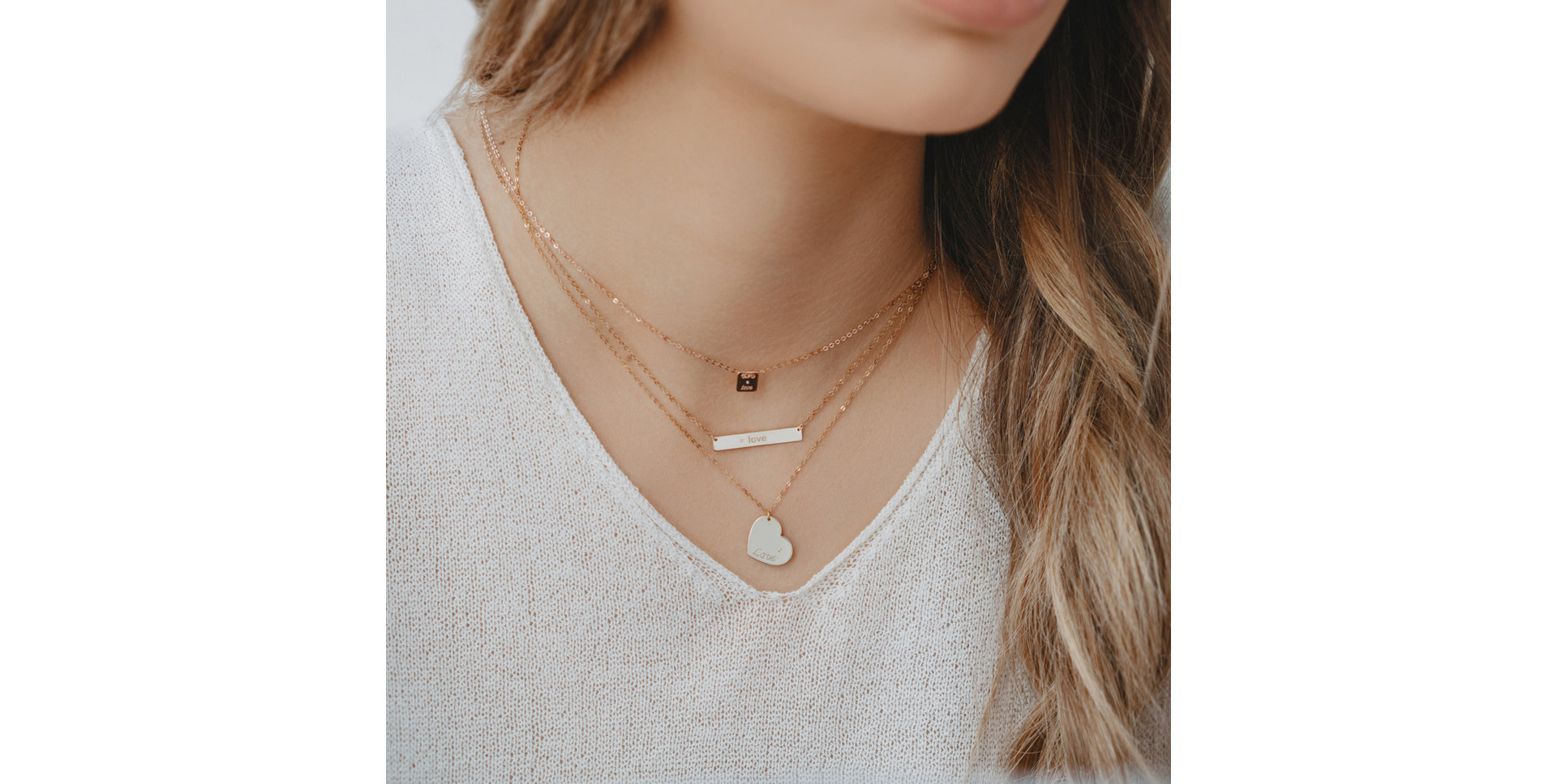 Náhrdelník s diamantom Military Amour