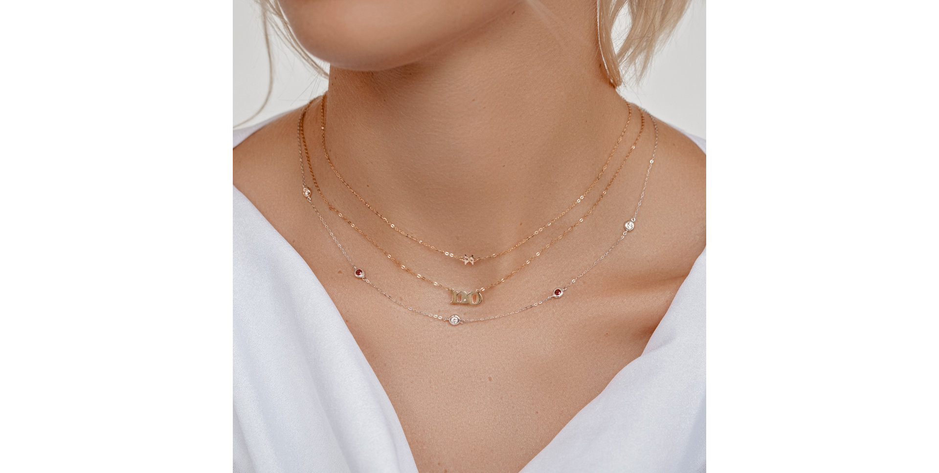 Náhrdelník s diamantmi a rubínmi Dots