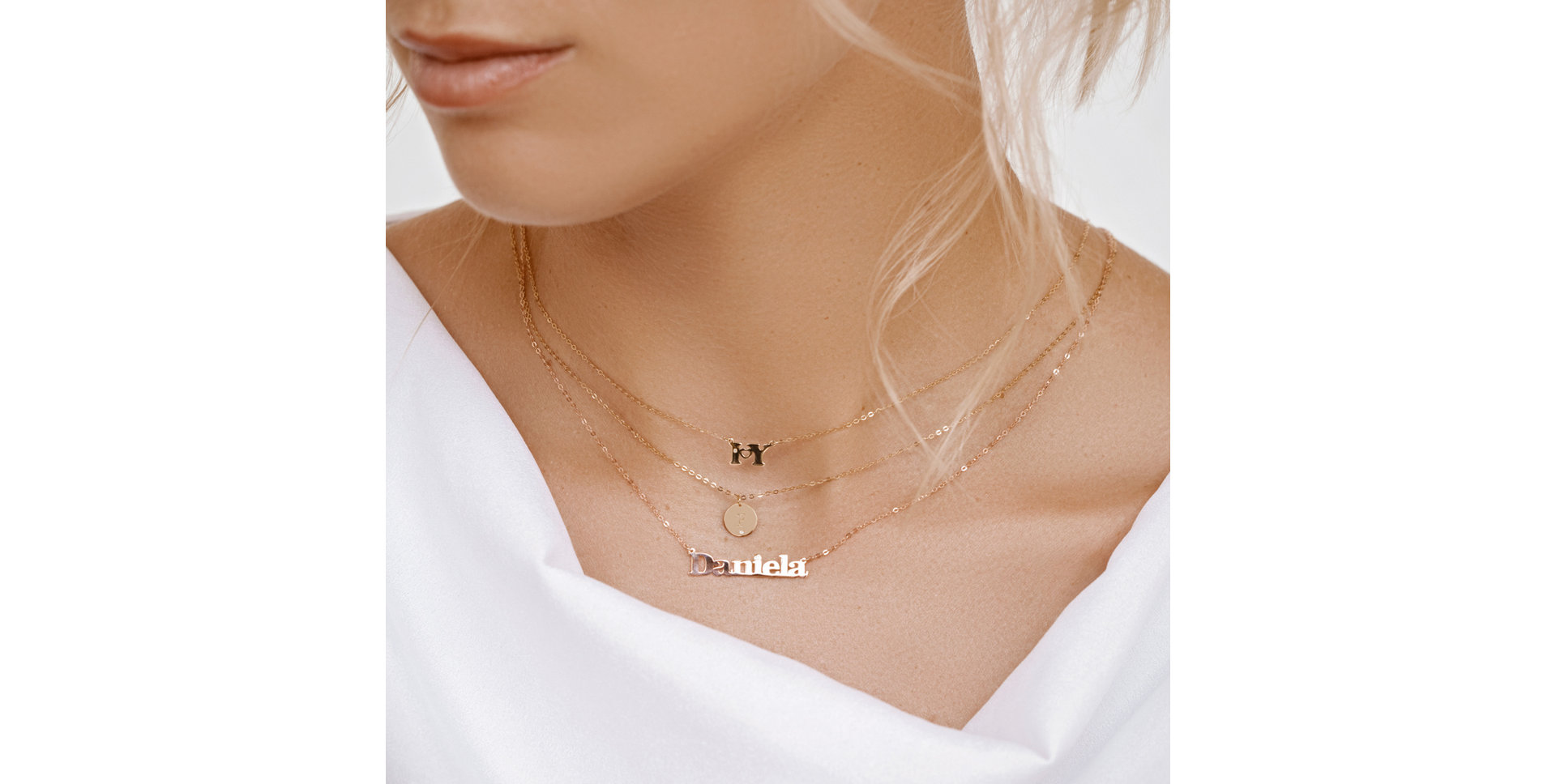 Náhrdelník s diamantom Classic name