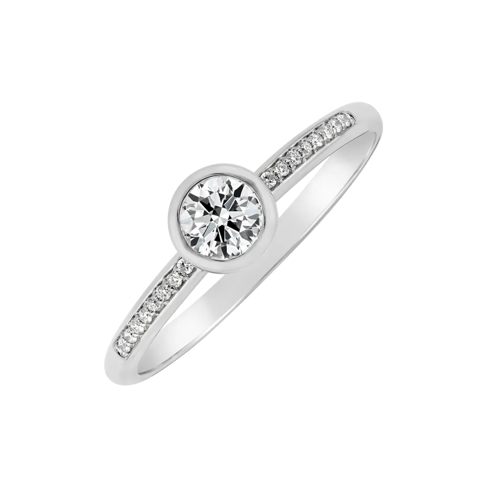 Prsteň s diamantmi Regal Elegance