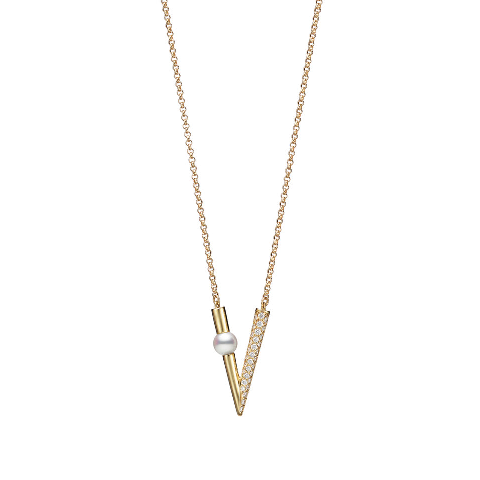 Náhrdelník s diamantom V code