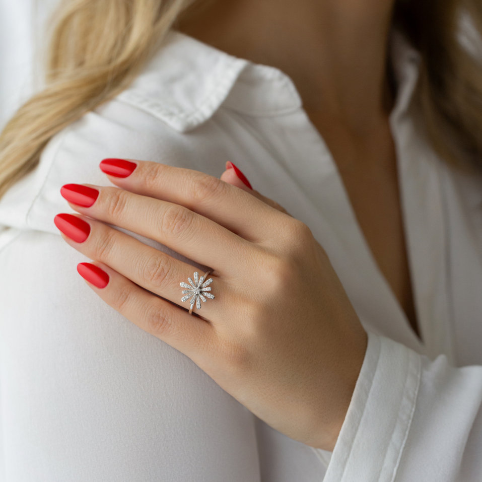 Prsteň s diamantmi Starflower