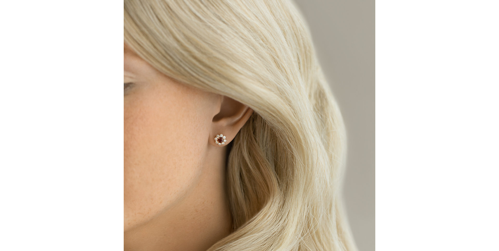 Náušnice s zafírom a diamantmi Celestial Romance