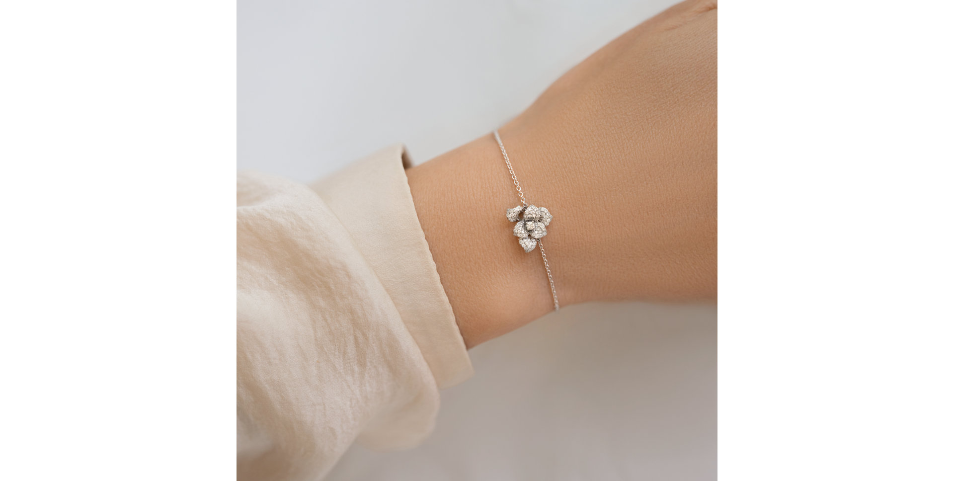Náramok s diamantmi Flower Empress