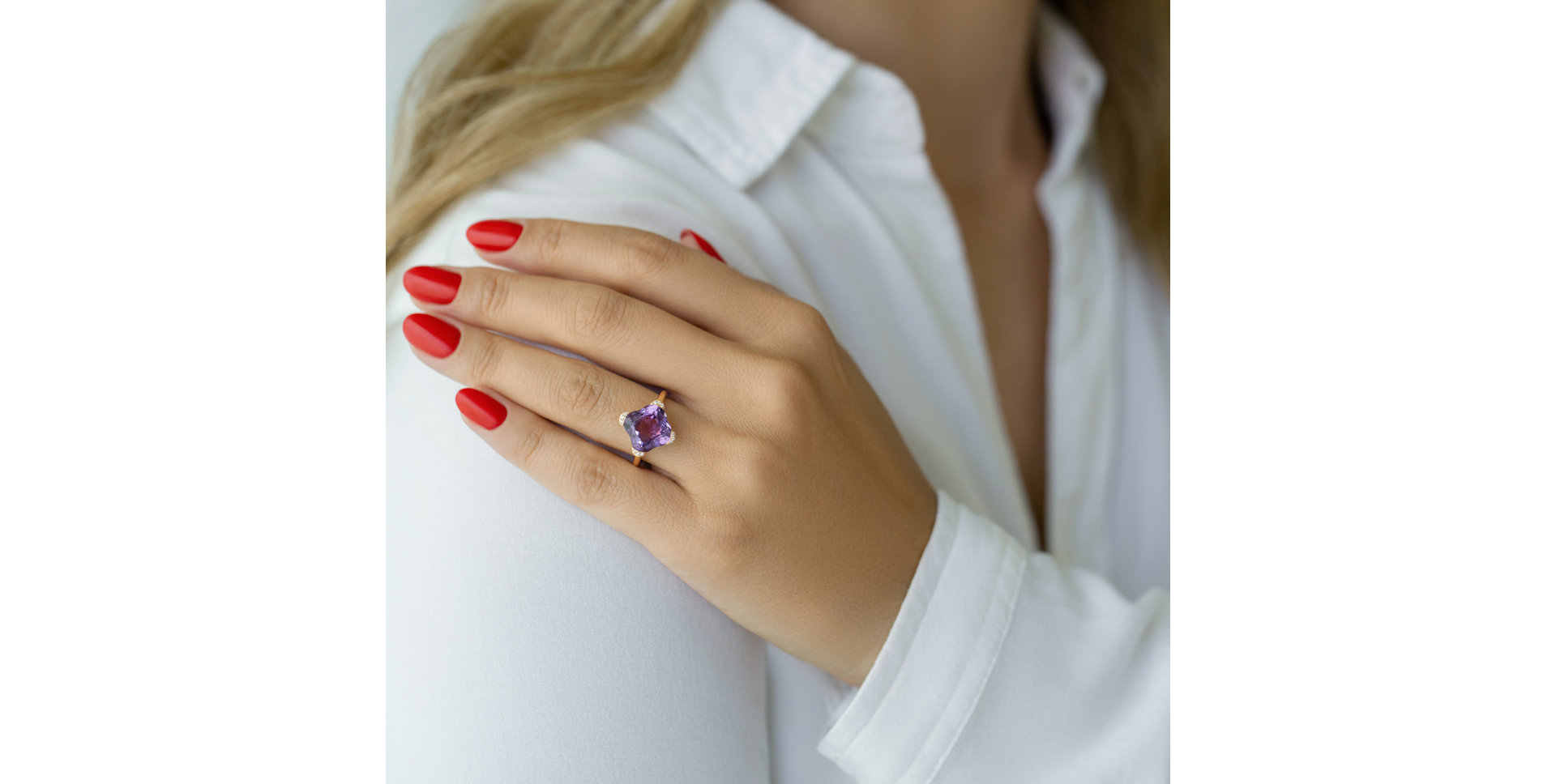 Prsteň s topásom a diamantmi Space Stranger