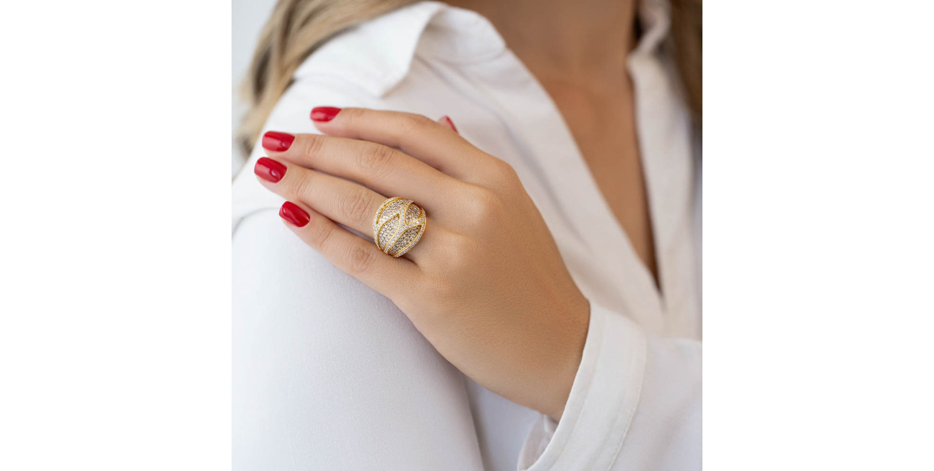 Prsteň s bielymi a hnedými diamantmi Sunny Queen