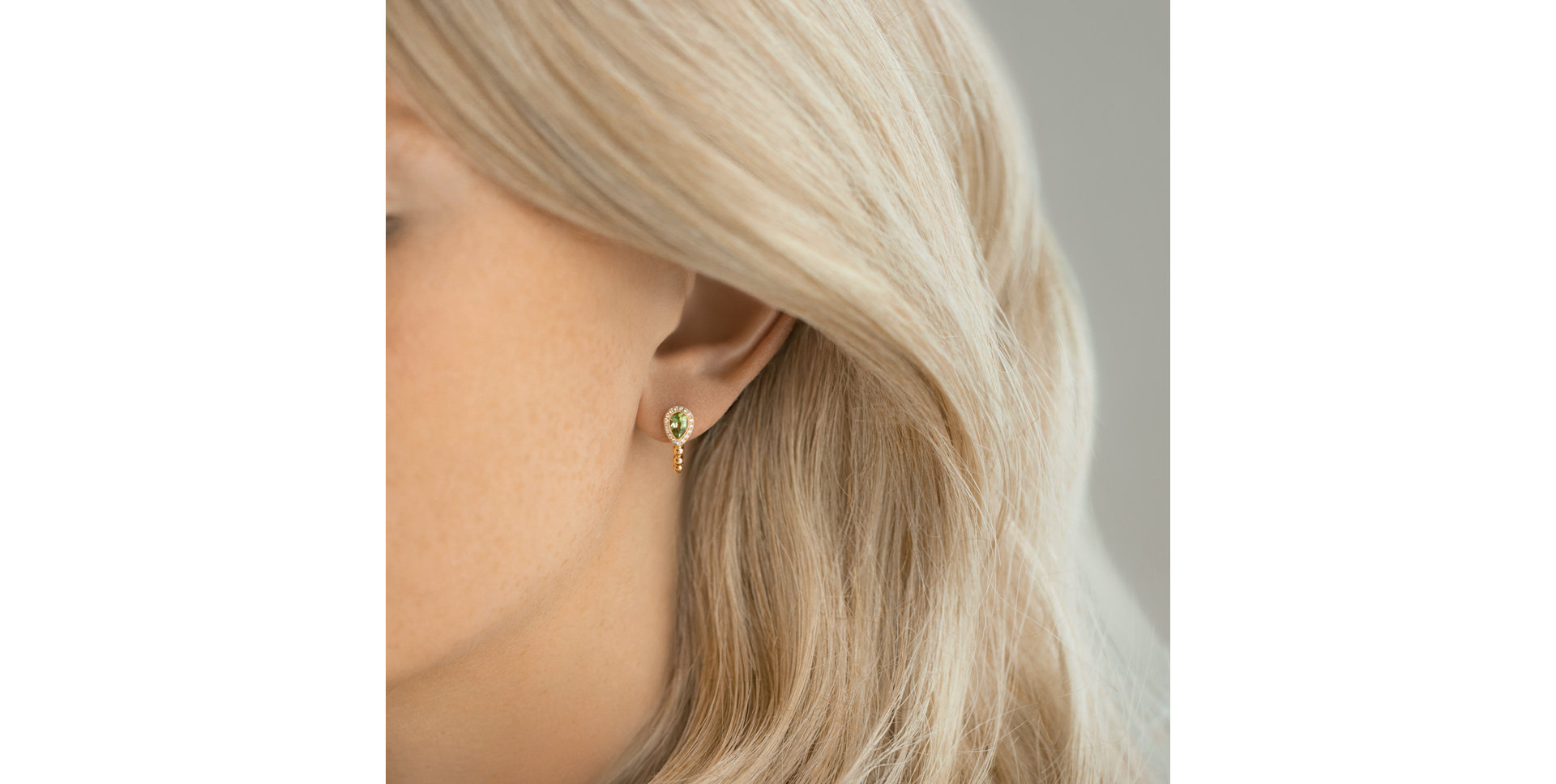 Náušnice s diamantmi a peridotom Offering