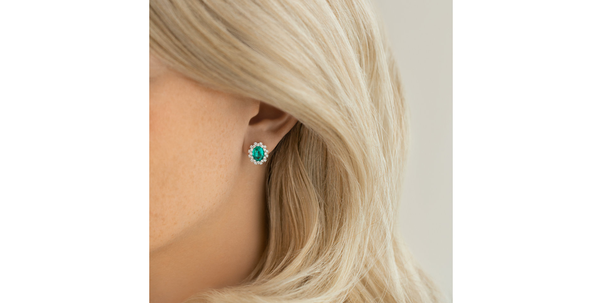 Náušnice so smaragdom a diamantmi Space Guardian