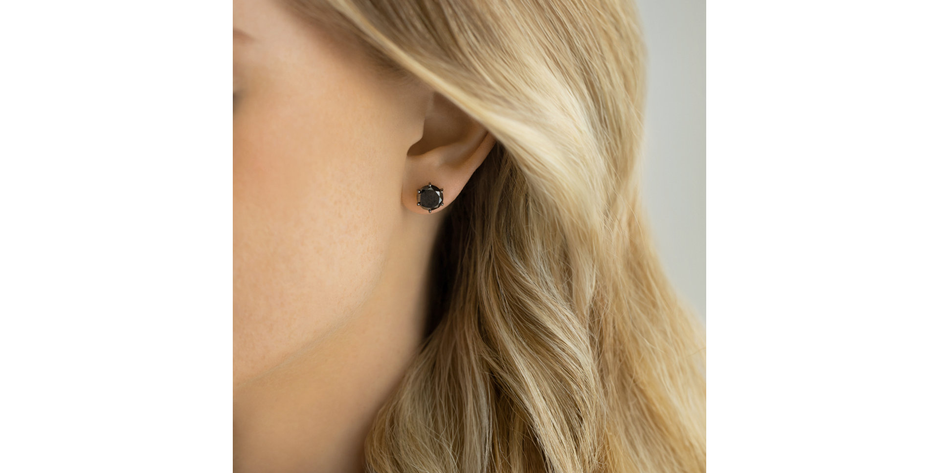 Náušnice s čiernym diamantom Vesper Romance