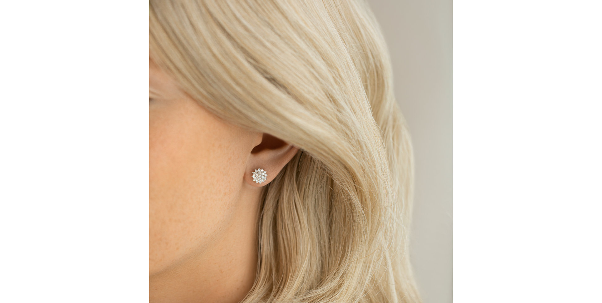 Náušnice s diamantmi Delicate Star