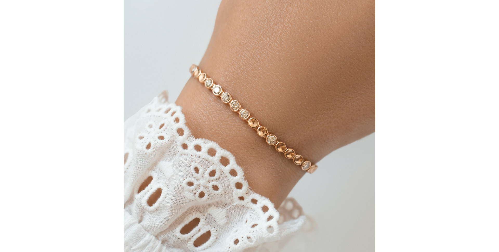 Náramok s diamantmi Essential Brilliance