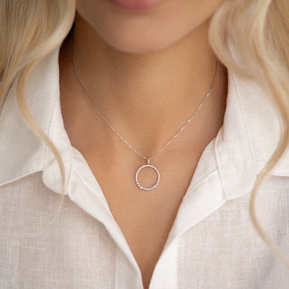 Prívesok s diamantmi Virgin Poem