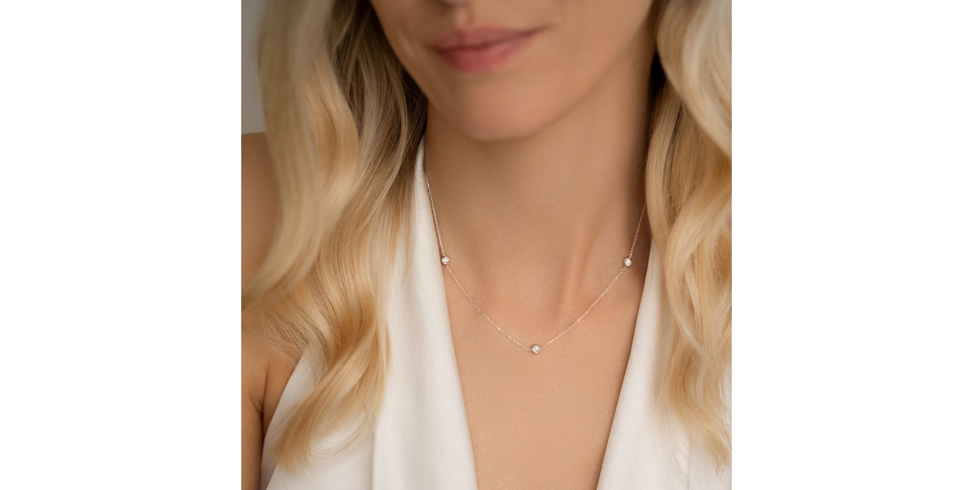 Náhrdelník s diamantmi Sparkling Dots