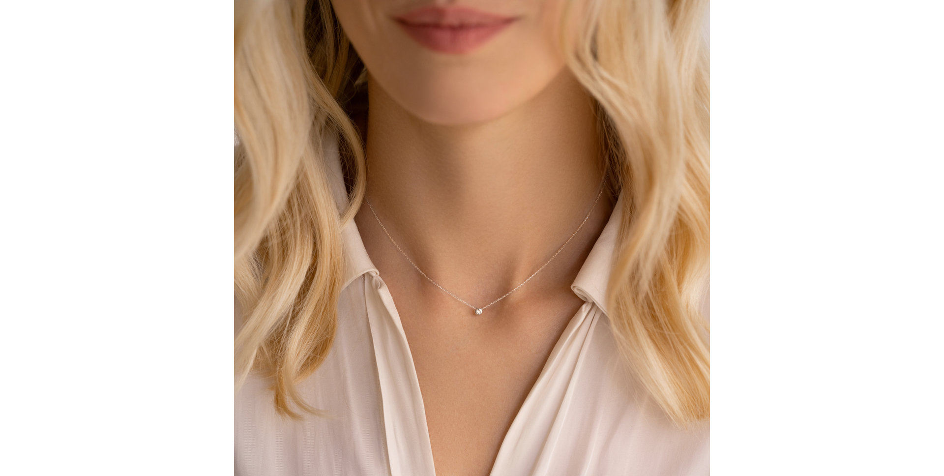 Náhrdelník s diamantom Secret Drop