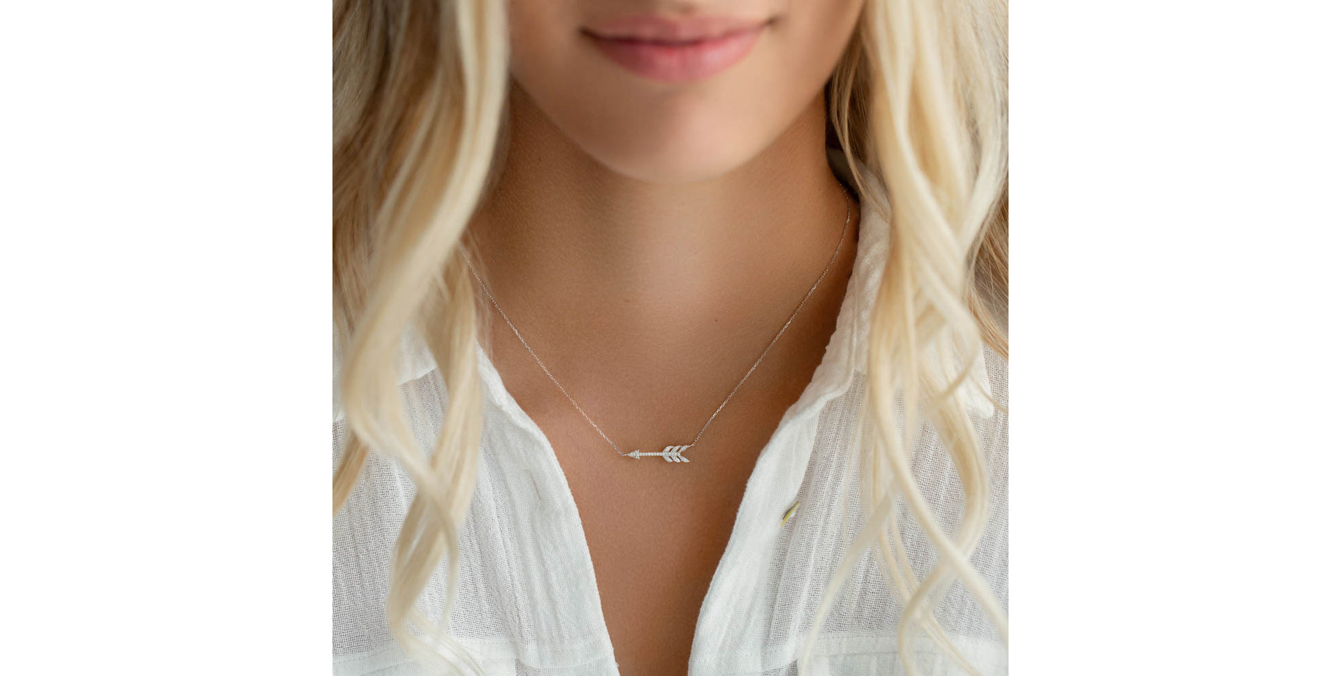 Náhrdelník s diamantmi Glittering Arrow