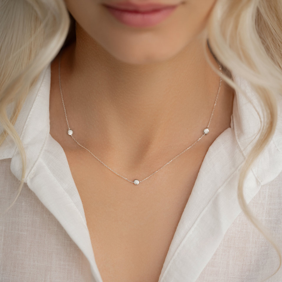 Náhrdelník s diamantmi Dots