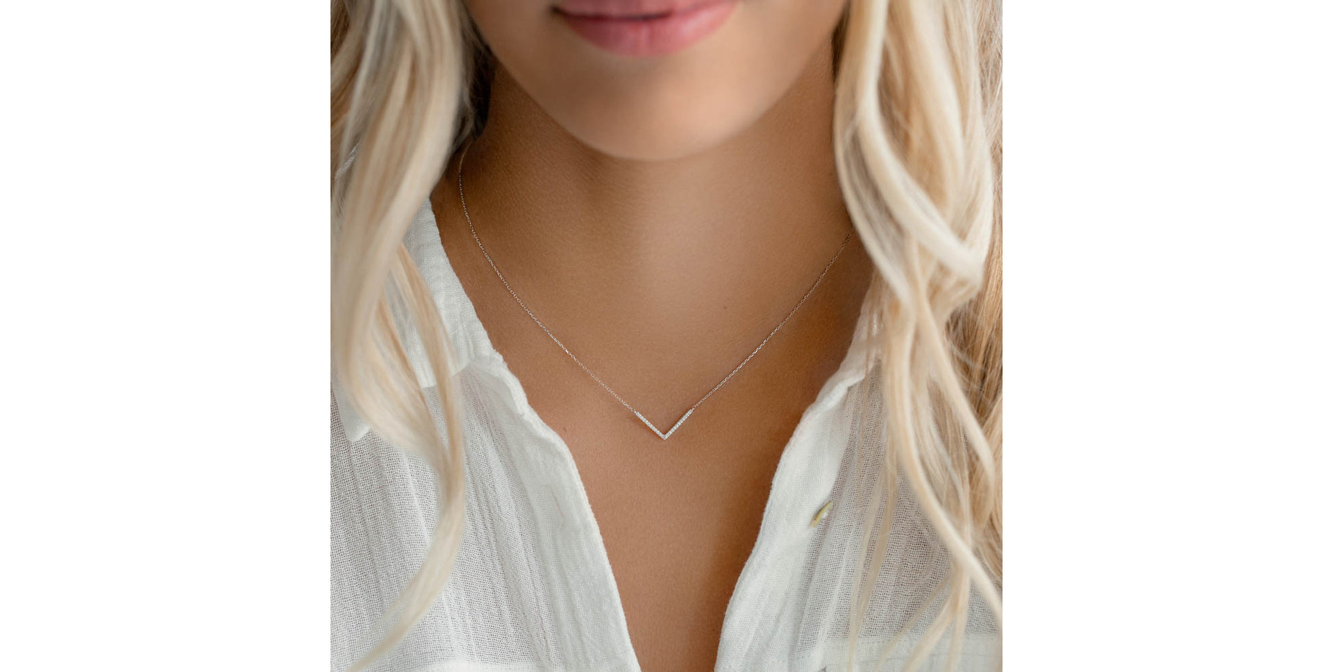 Náhrdelník s diamantmi Innocent Victory