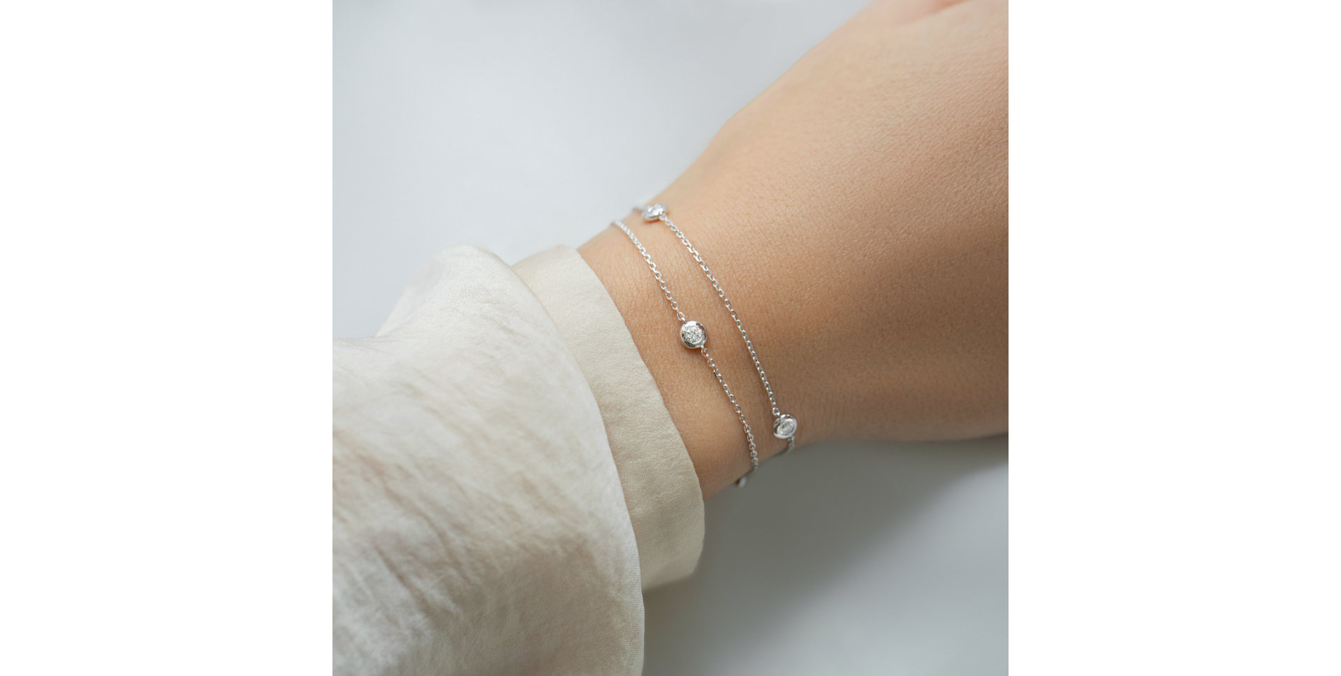 Náramok s diamantmi Five Dots
