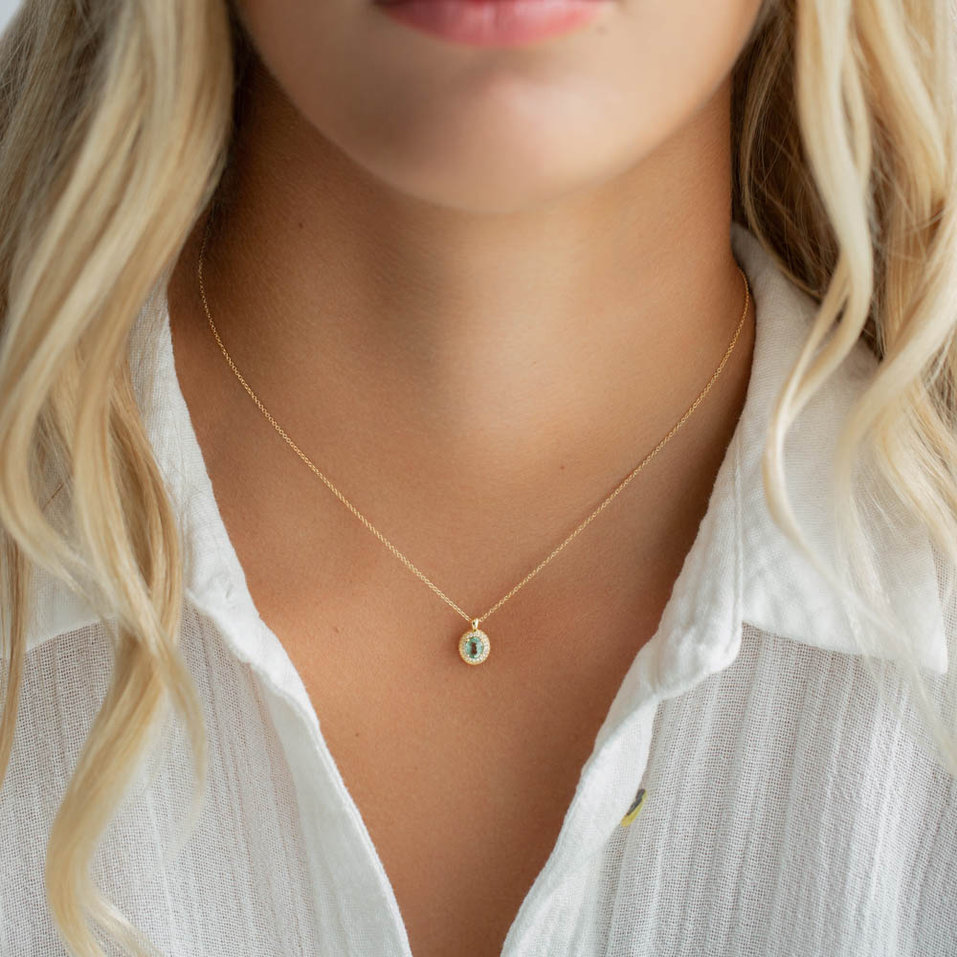 Náhrdelník so zafírom a diamantmi Nobility Secret