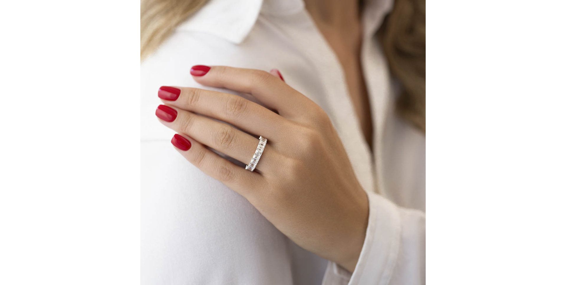 Prsteň s diamantmi Shadows Kingdom