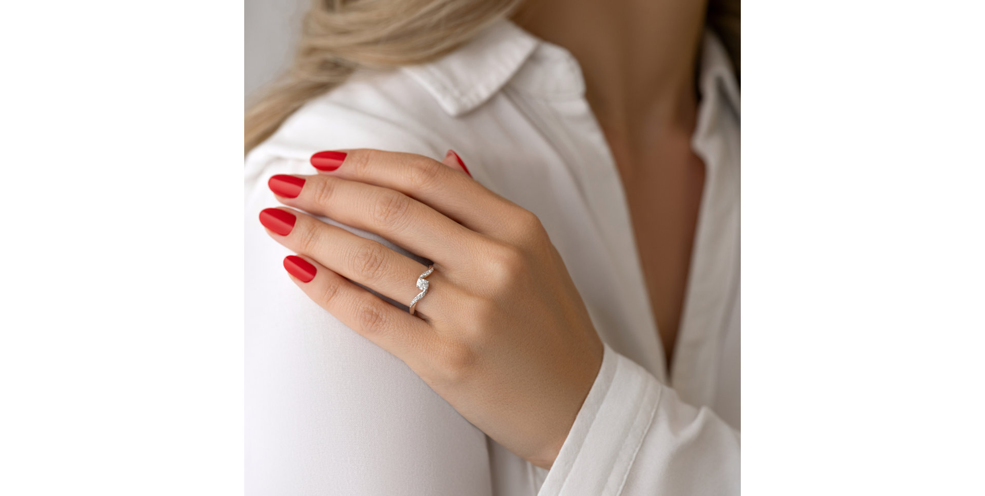 Prsteň s diamantmi Aseniath