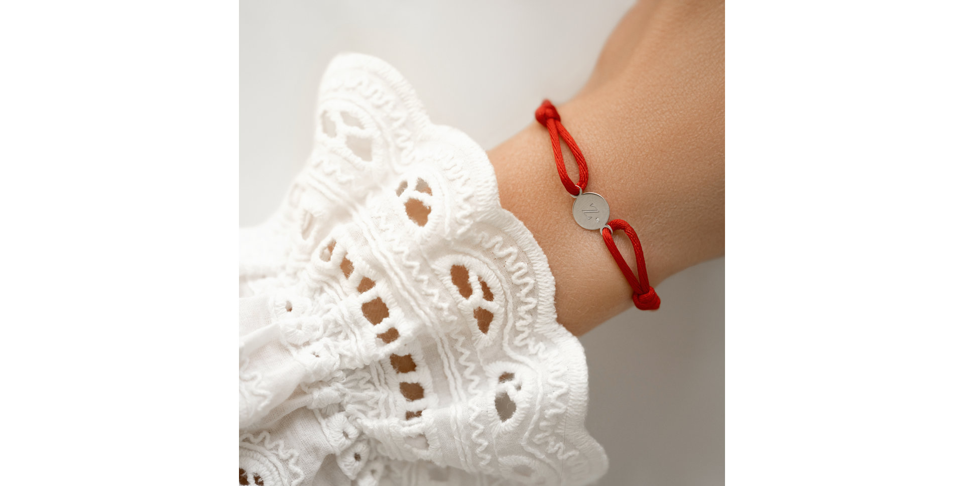 Náramok s diamantom Circle Letter Z