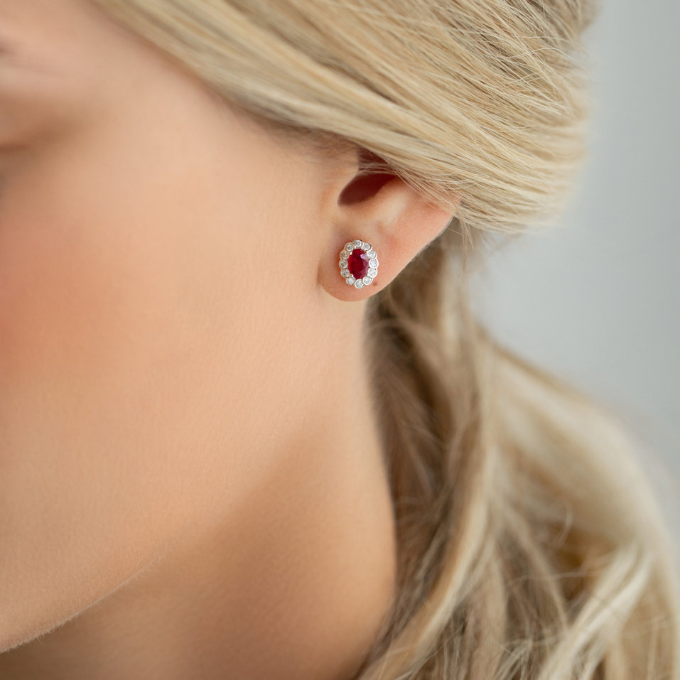 Náušnice s rubínom a diamantmi Princess