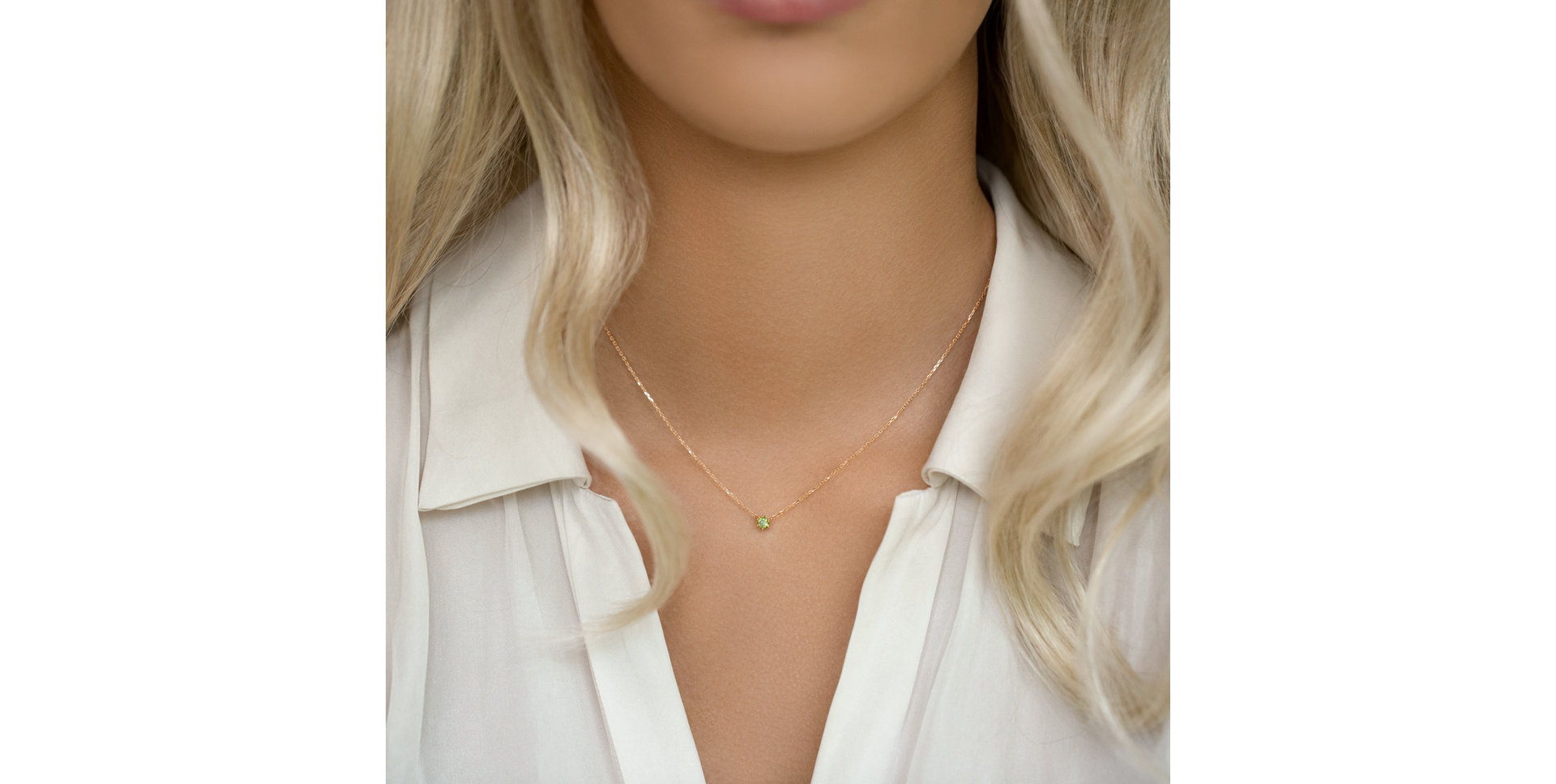 Náhrdelník s modrým diamantom Essential Drop