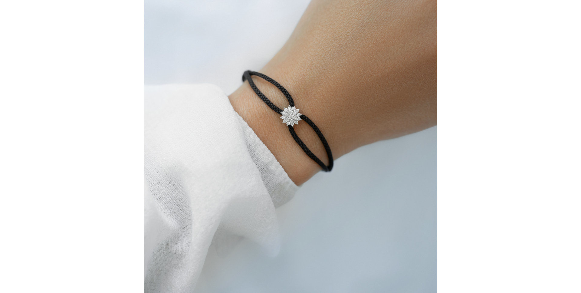 Náramok 14kt biele zlato s diamantom Delicate Star