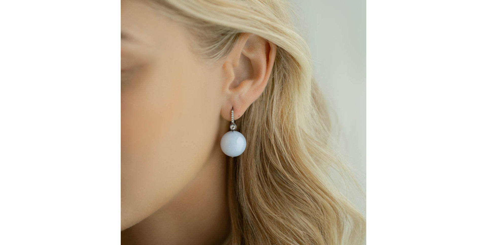 Náušnice s chalcedonom a diamantmi Jayla