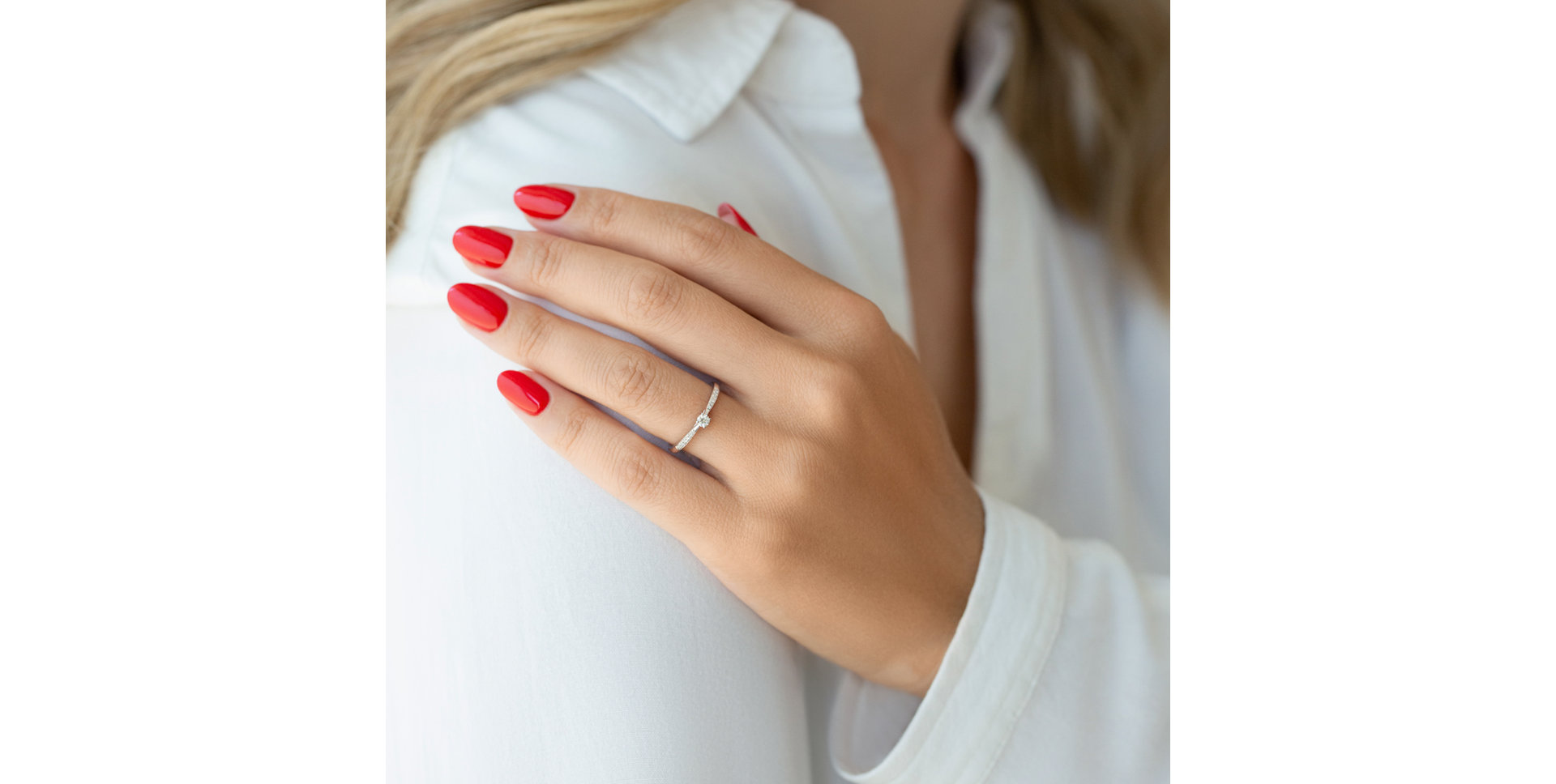 Prsteň 14kt biele zlato s diamantmi Pure Love