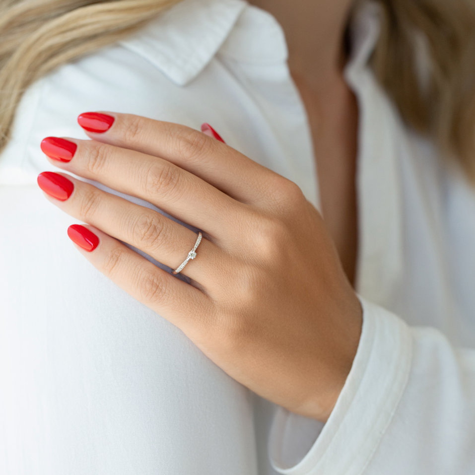 Prsteň 14kt biele zlato s diamantmi Pure Love