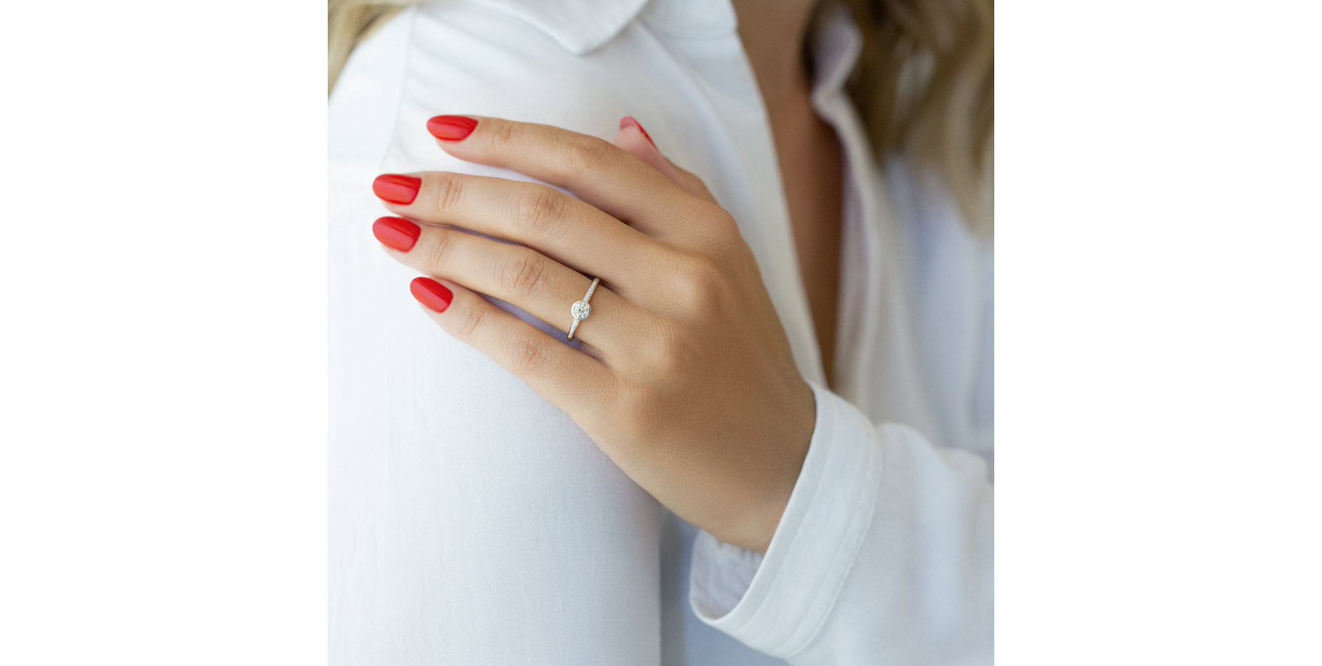 Prsteň 14kt biele zlato s diamantmi Regal Elegance