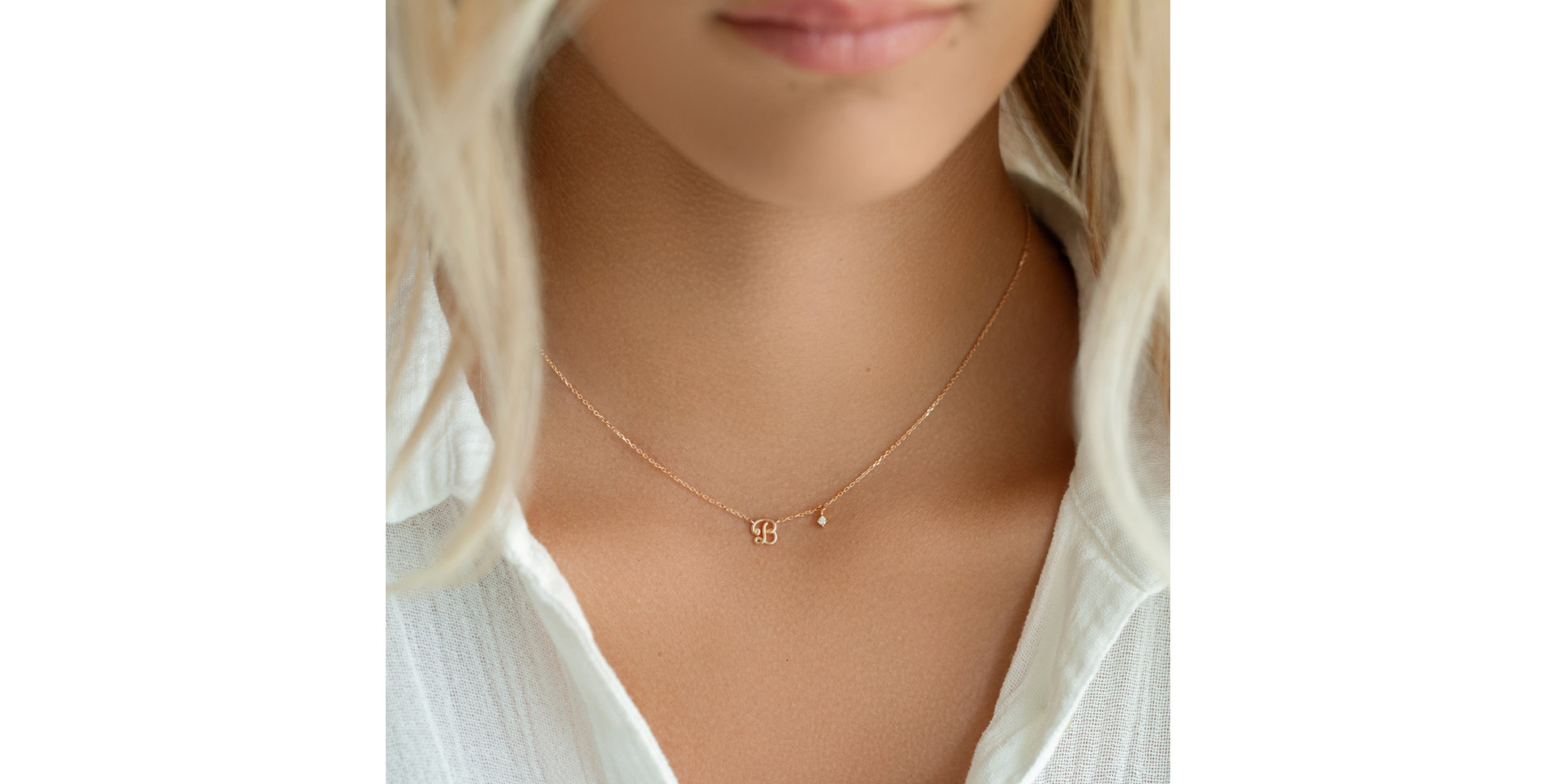 Náhrdelník s diamantom Elegance Letter