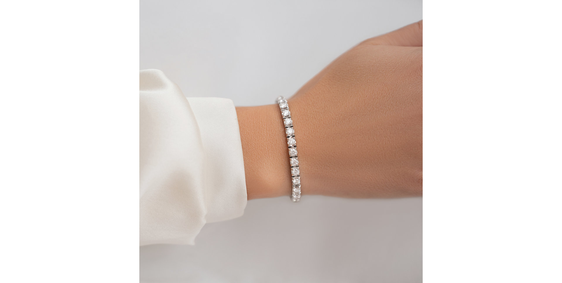 Náramok s diamantmi Thanatos