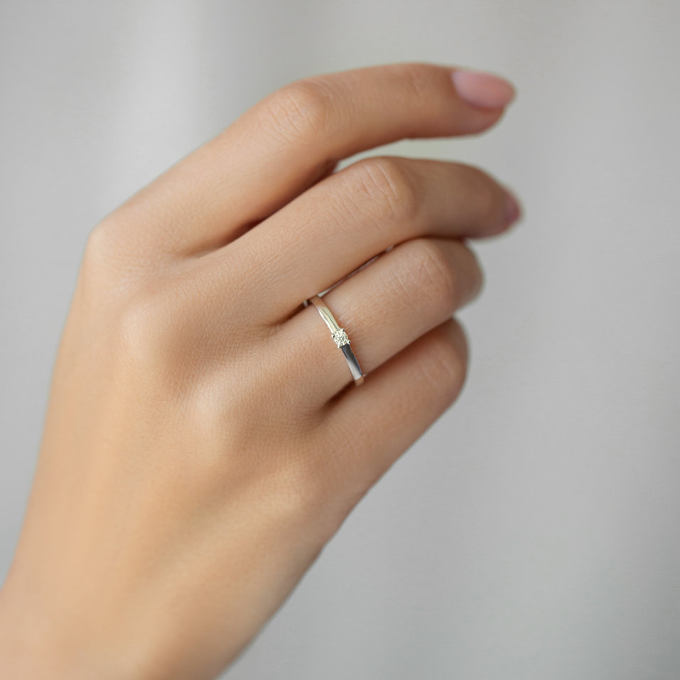 prsteň 14kt biele zlato s diamantom Spark of Love