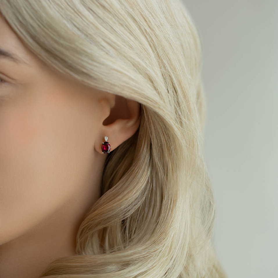 Náušnice s diamantmi a rhodolitom Royal Aura