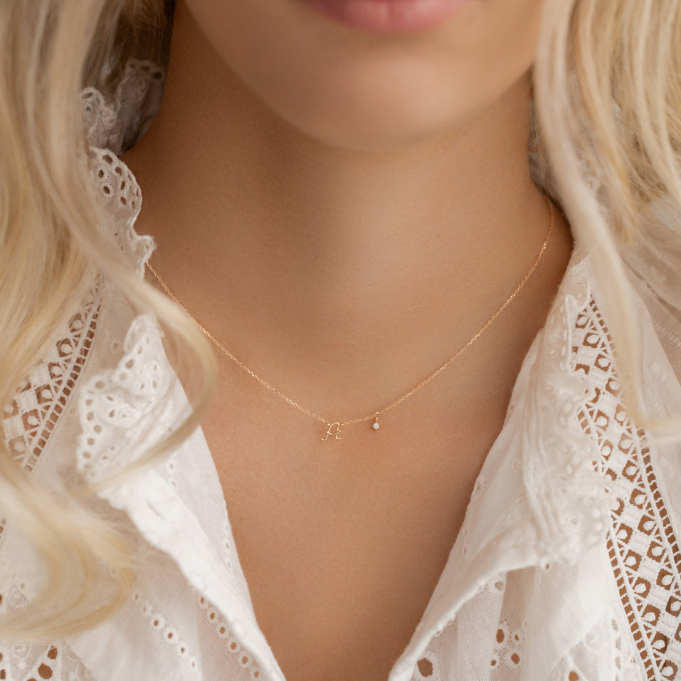 Náhrdelník s diamantom Elegance Letter