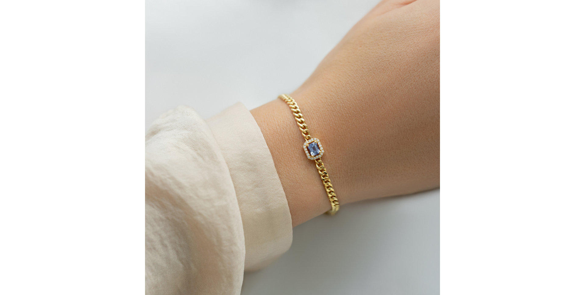 Náramok s diamantmi a ružovým zafírom Royal Treasure