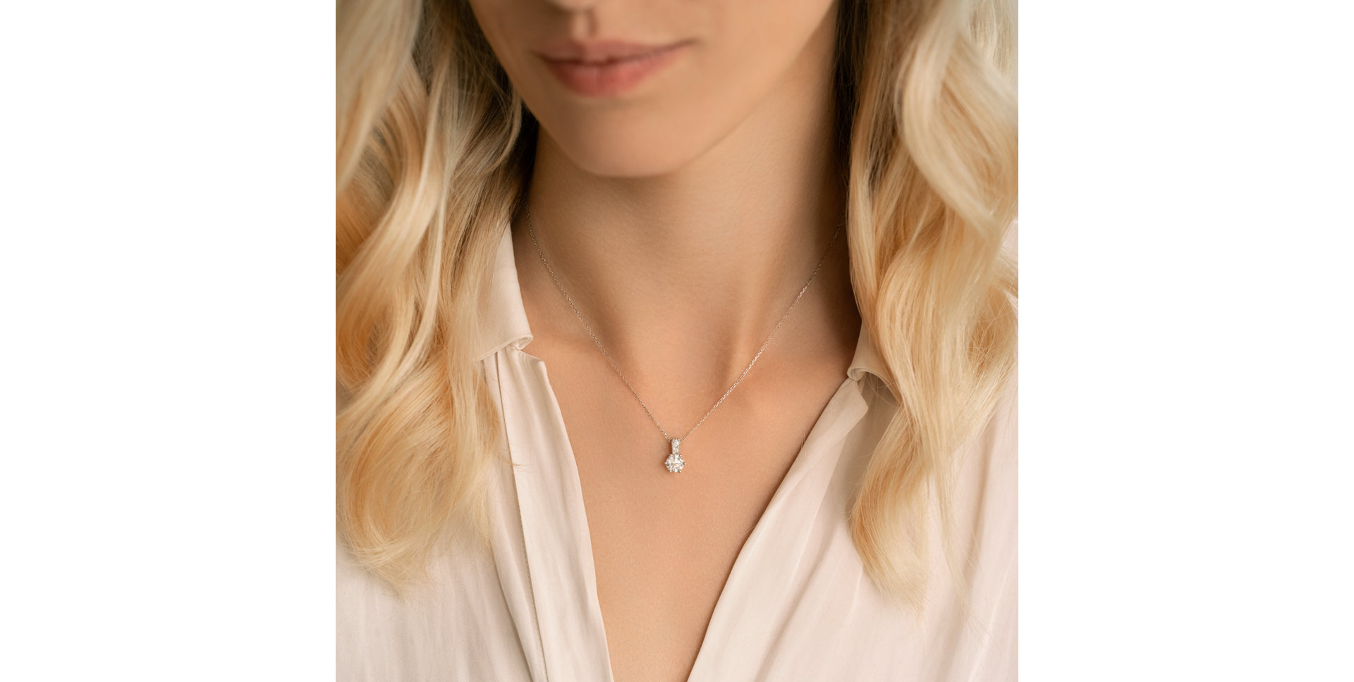 Náhrdelník s diamantmi Essential Glow
