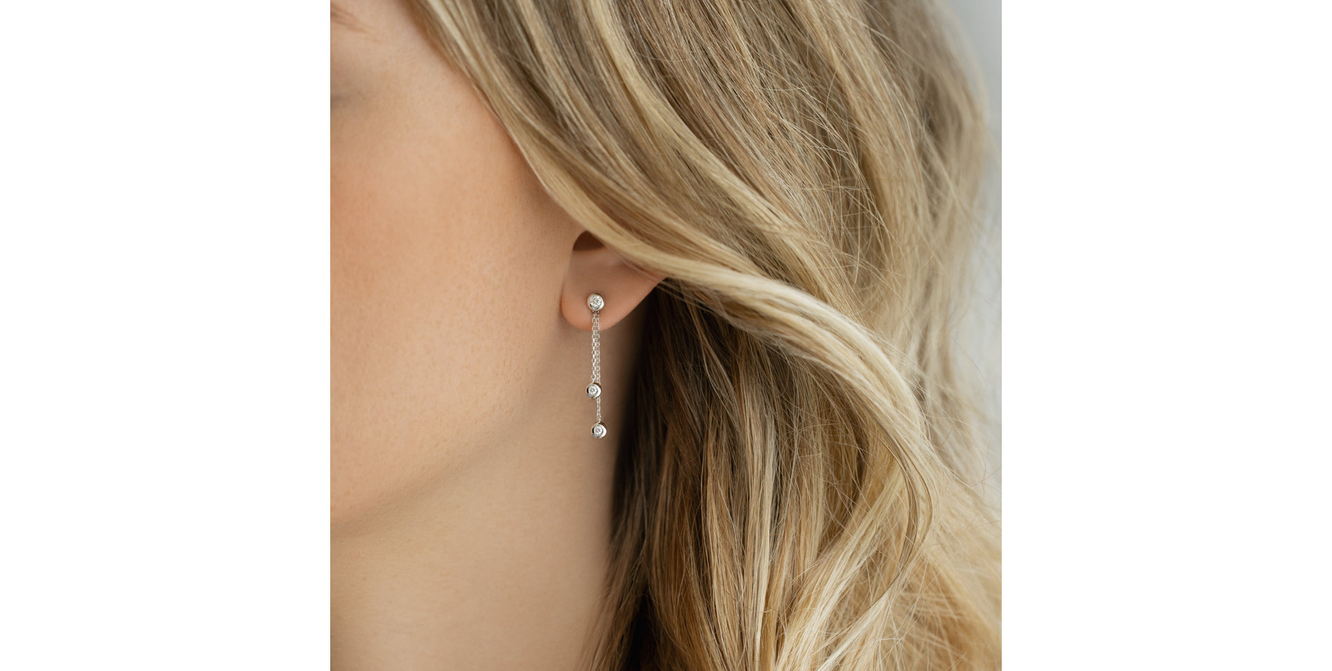 Náušnice s diamantmi Glowing Dots