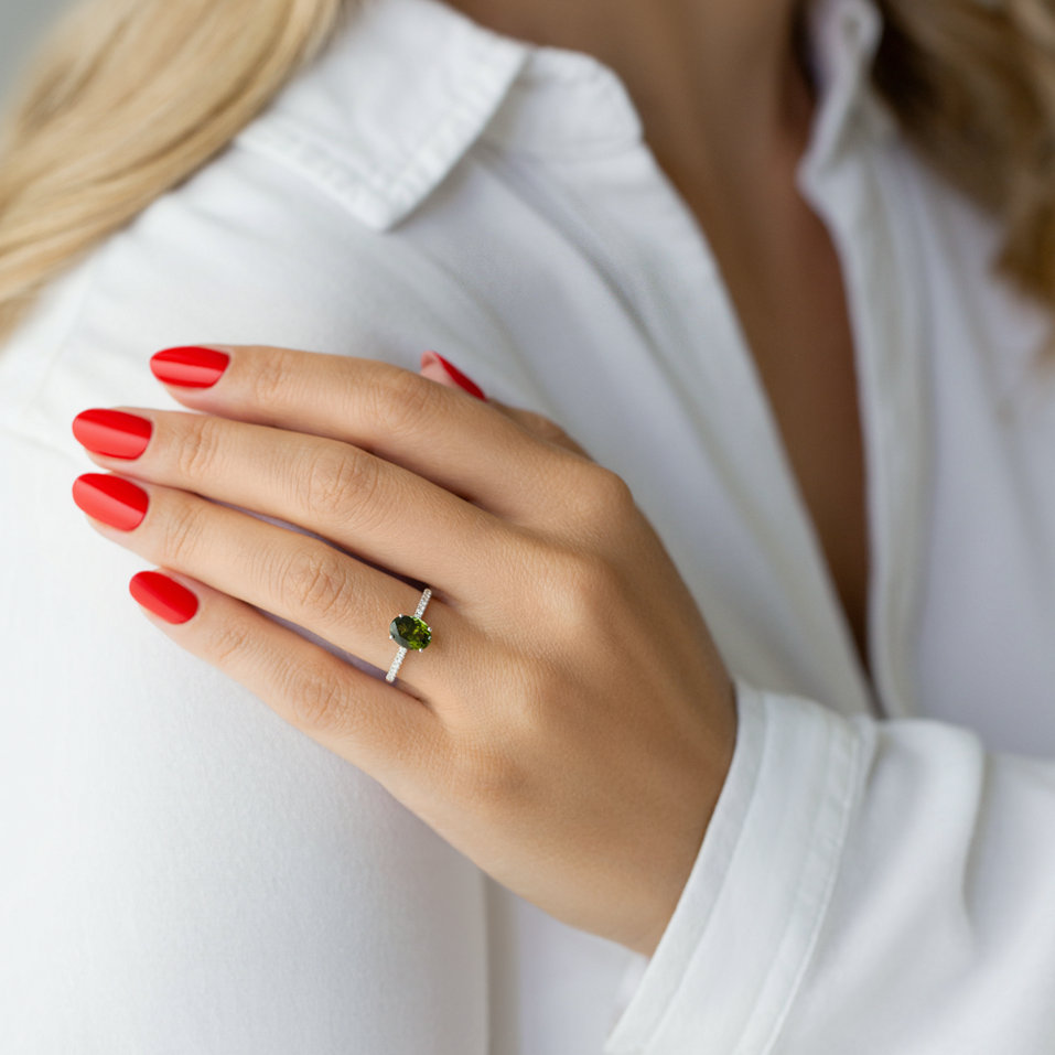 Prsteň s diamantmi a ametystom Touch of Shine