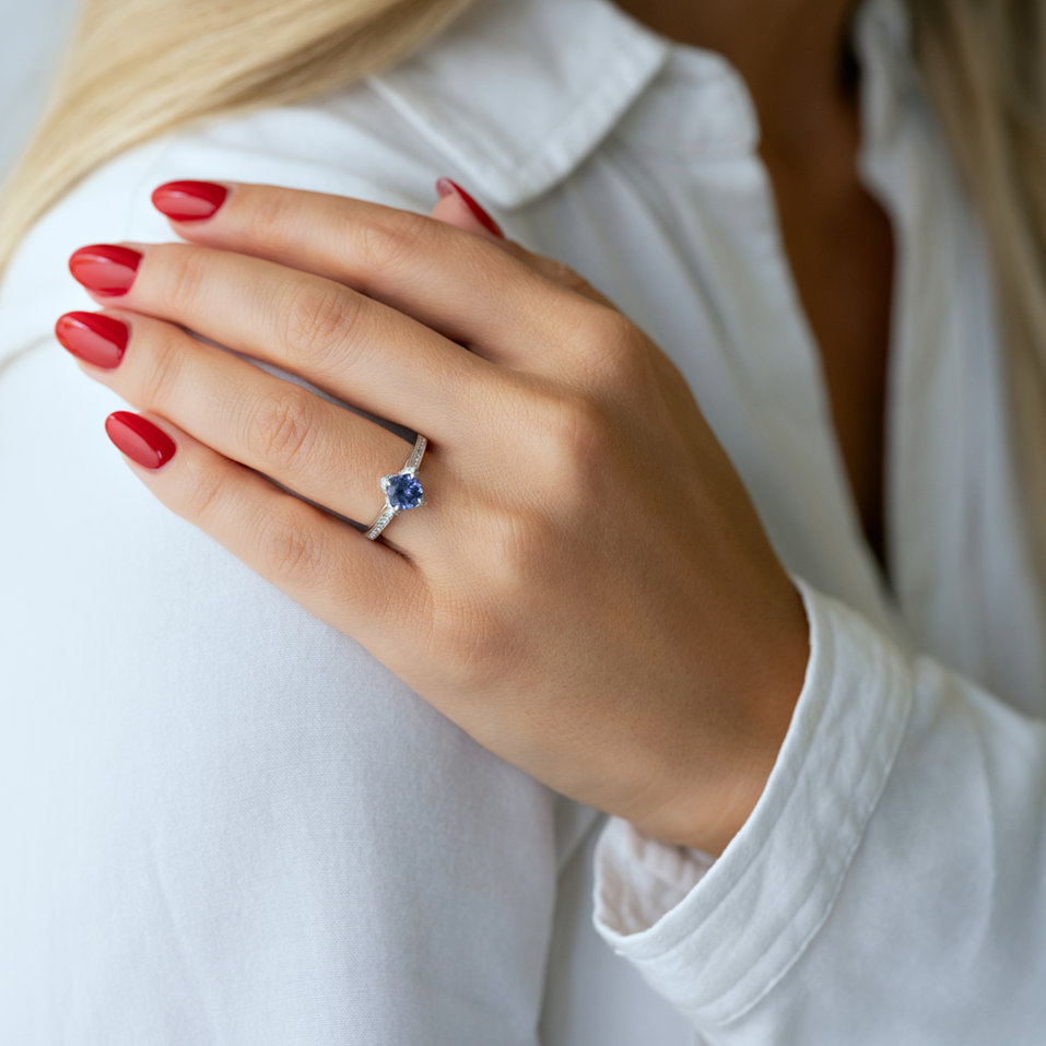 Prsteň s diamantmi a tanzanitom Sierra
