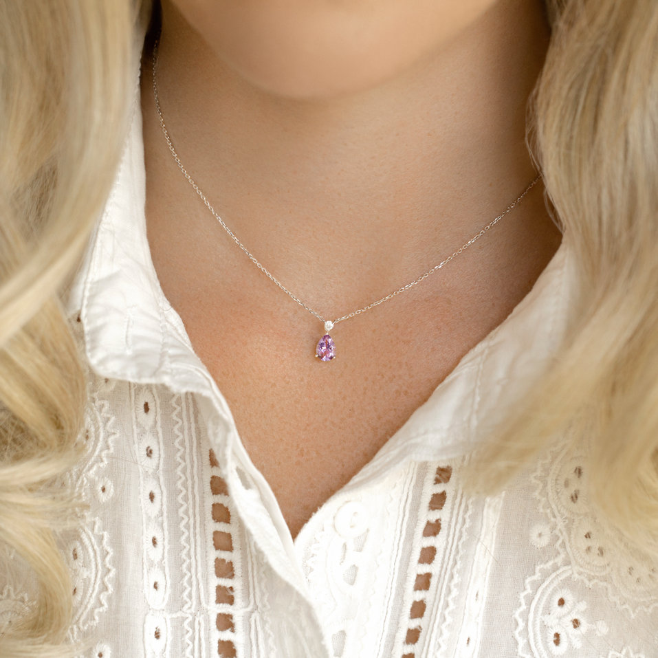 Náhrdelník s diamantom a rhodolitom Ismene