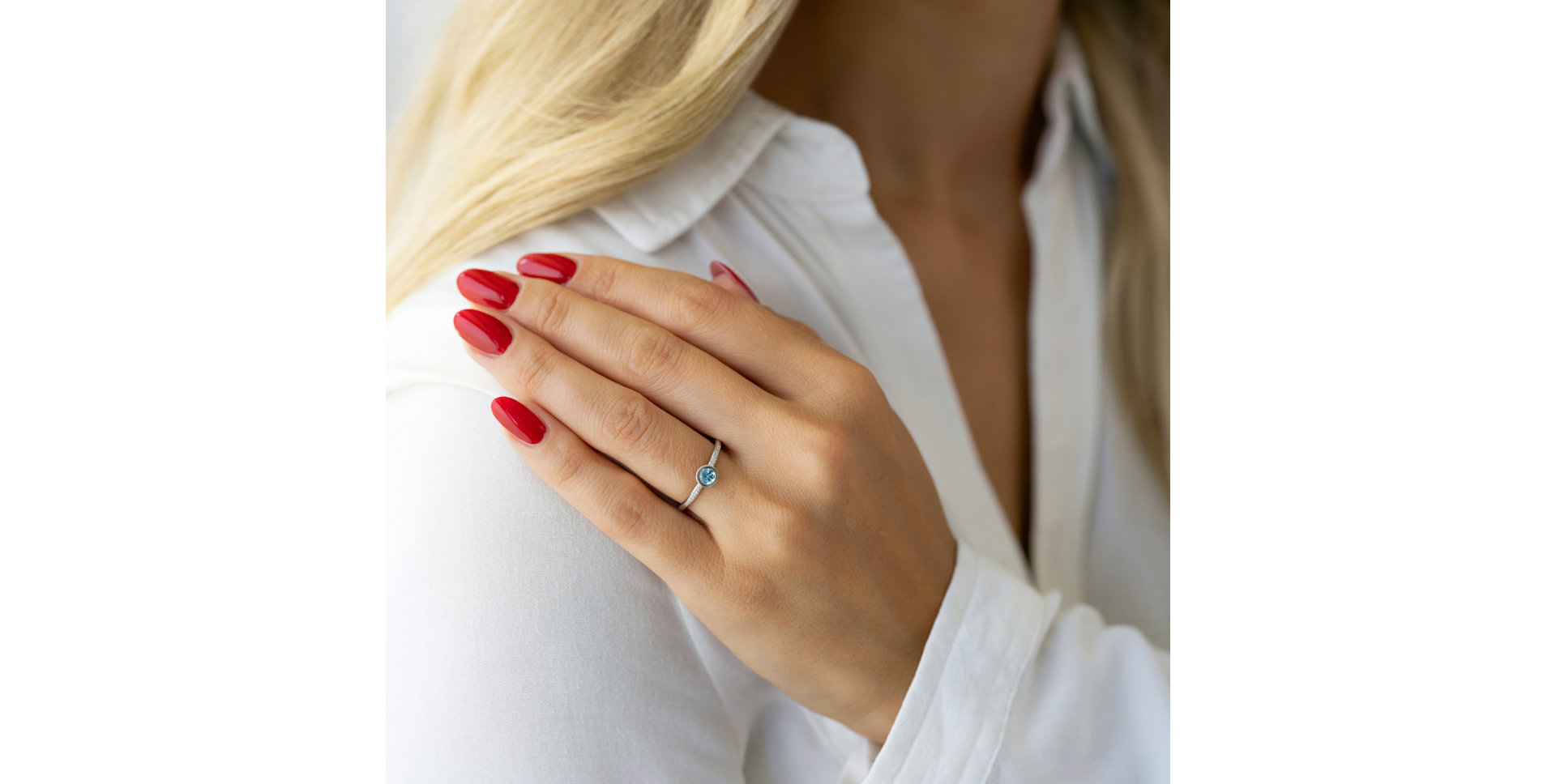 Prsteň s diamantmi a rhodolitom Regal Elegance